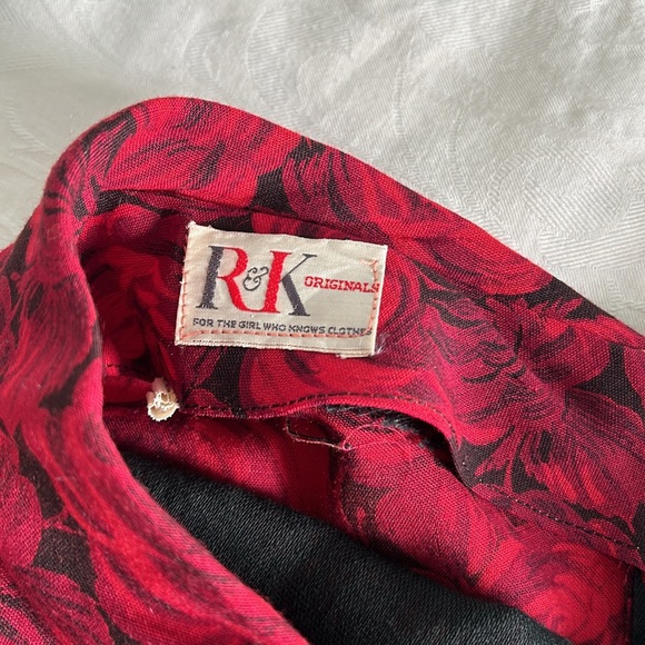 1960’s Rose Cocktail Dress - Picture 3 of 10